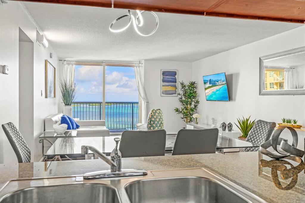 Incredible Ocean View 3 Bedrooms Unit Miami Exterior photo